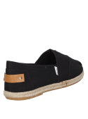 Calzado textil negro con taco plano de 1,7 cm, perfecto para días cálidos.