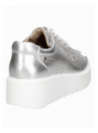 zapatilla plateada de cuero para mujer con forro de poliuretano