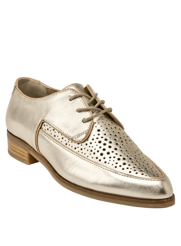 Diseño elegante en cuero oro, zapato casual femenino Pollini I215 con taco plano de 2.7 cm.