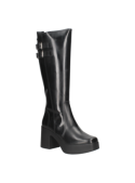 Elegante bota negra de cuero para mujer, versátil para combinar con jeans o vestidos, ideal para caminar cómodamente.