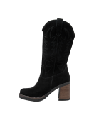 Bota de cuero gamuzado negro con diseño clásico y tacón ancho, excelente para conciertos o festivales.