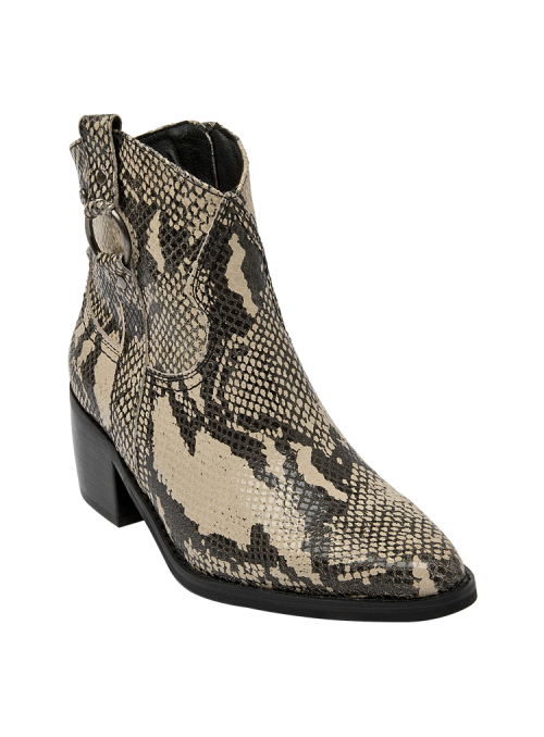 Botín vaquero de cuero pitón para mujer, con acabado pulido y moderno, ideal para combinar con skinny jeans o faldas midi.