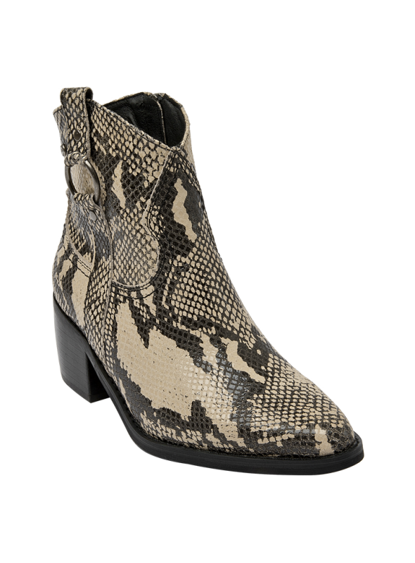 Botín vaquero de cuero pitón para mujer, con acabado pulido y moderno, ideal para combinar con skinny jeans o faldas midi.