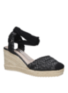 Alpargata negra de mujer estilo casual Pollini K325 con taco cuña de 5 cm y punta redonda.