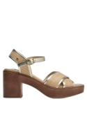 Sandalia beige de cuero para mujer con taco bloque de 6 cm, ideal para un look casual y fresco en verano.