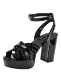 Sandalia de mujer en cuero negro, diseño cómodo y duradero, ideal para destacar.
