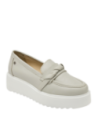 Zapato de cuero gris casual para mujer, ideal para oficina y eventos, con taco plano de 5 cm y punta redonda.