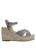 Sandalia lila de mujer Pollini K229 en cuero con taco cuña de 10 cm y punta abierta.