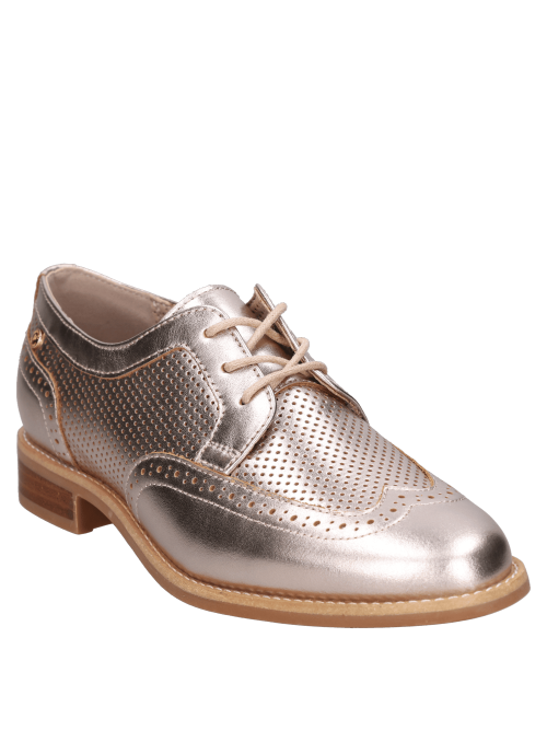 Zapato oxford de cuero dorado metálico, ideal para un look casual elegante.
