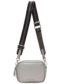 Moderna bandolera gris para mujer, perfecta para llevar lo esencial en salidas informales.