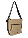 Práctica mochila beige de nylon, cómoda y resistente para actividades cotidianas.