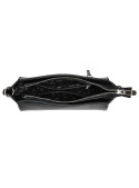 Bandolera negra casual para mujer con textura rugosa y diseño elegante.