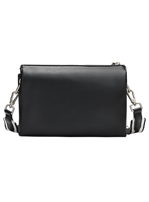 Bandolera negra de PU, correa ajustable, herrajes metálicos chic, perfecta para looks casuales y formales.