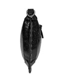 Bandolera negra de PU con textura de reptil y tachas metálicas, estilo casual y audaz para mujer.