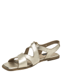 Sandalia de cuero dorado con textura granulada, perfecta para primavera y verano, estilo casual.