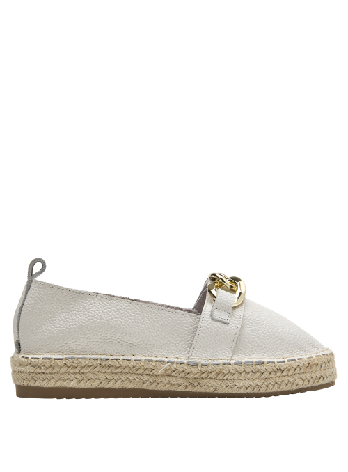Alpargata beige para mujer, mezcla de cuero y yute, perfecta para un look casual.