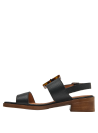 Sandalia de cuero negro con taco bajo cuadrado café, ideal para ocasiones semi-informales.