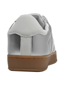 zapatilla deportiva mujer, textura futurista, perfecta para looks informales y sofisticados.
