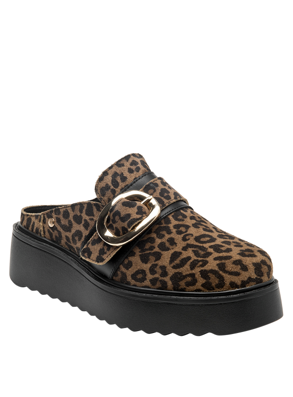 Calzado mule de cuero para mujer, estampado leopardo, hebilla dorada, versátil y moderno.