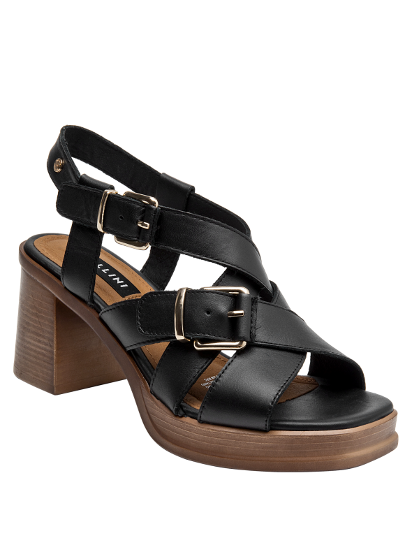 Sandalia negra de cuero con diseño versátil para días cálidos y salidas nocturnas.
