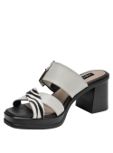 Sandalia de cuero blanco con taco bloque y punta abierta, diseño limpio y moderno para mujer.