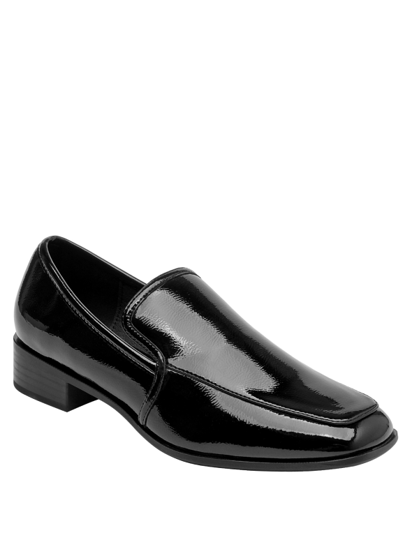 Elegante mocasín de cuero charol negro, perfecto para un look pulido y versátil en salidas informales.
