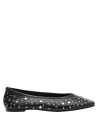Elegante ballerina de cuero negro con capellada lisa, diseñada para un uso diario cómodo y sofisticado.