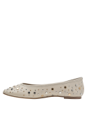 Diseño minimalista de ballerina beige en cuero, ideal para el día a día.