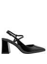 Zapato de charol negro con taco bloque y forro de microfibra, perfecto para un estilo pulido.