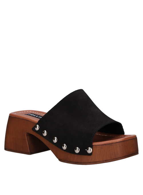 Sandalia femenina en cuero negro, estilo casual, ideal para combinar con diversos atuendos.
