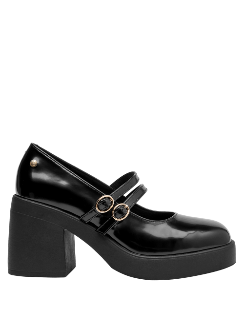 Zapatos de charol negros para mujer con punta cuadrada, recomendados para eventos chic y casuales.