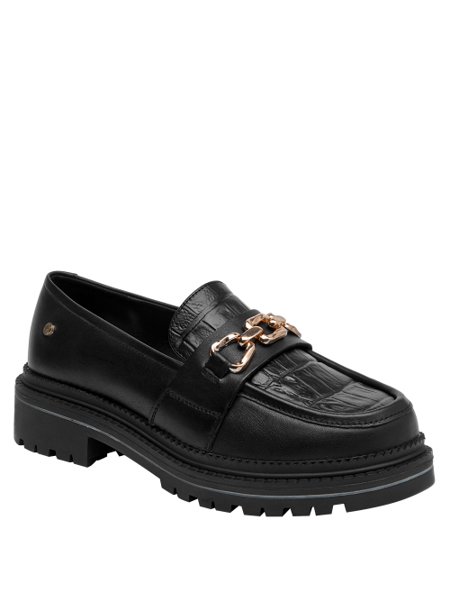 mocasín negro mujer cuero elegante, combina bien con vestidos y chaquetas de cuero.