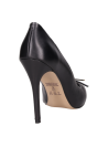 Calzado de mujer en color negro, tacón de 11 cm, perfecto para reuniones de trabajo.