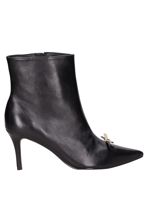 Botín negro de cuero para mujer, taco aguja de 8 cm, recomendado para eventos formales.