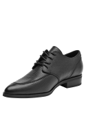 zapatos de cuero negro para mujer, estilo vestir, perfectos para ocasiones elegantes.