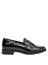 mocasín negro de cuero para mujer, estilo vestir, ideal para ocasiones formales.