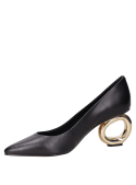 Zapatos de cuero negro para mujer, con punta puntiaguda y taco de fantasía de 8.5 cm.