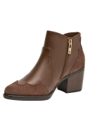 Botín de cuero café para mujer, estilo casual, ideal para salidas nocturnas.