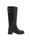 Bota de cuero negro con taco bloque, ideal para resaltar un estilo vanguardista y seguro.