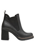 Botín negro de cuero con tacón de 9 cm, ideal para un look chic y contemporáneo.