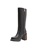 Bota de cuero negro para mujer con taco bloque de 9 cm, ideal para un look casual y versátil.