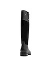 Bota negra de mujer con taco bloque, perfecta para combinar con vestidos o jeans.