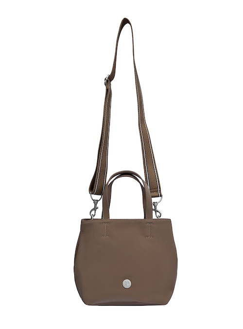 Bandolera taupe de mujer en nylon con detalles en Pu, estilo casual, ideal para el trabajo y la universidad.