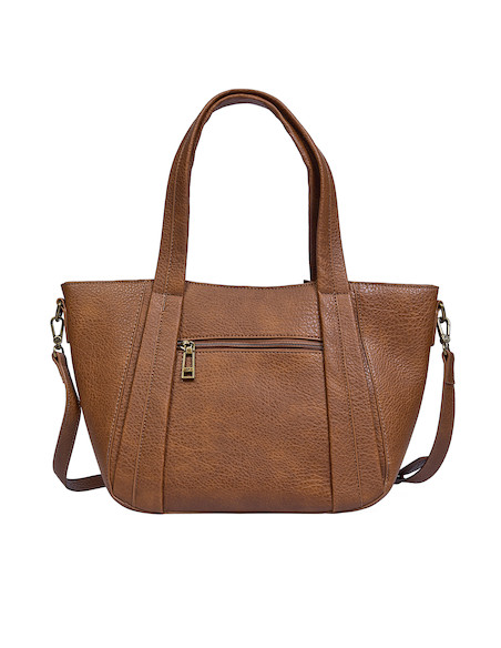 4Tote bag de PU con textura en color camel, correa ajustable y extraíble para mayor comodidad.