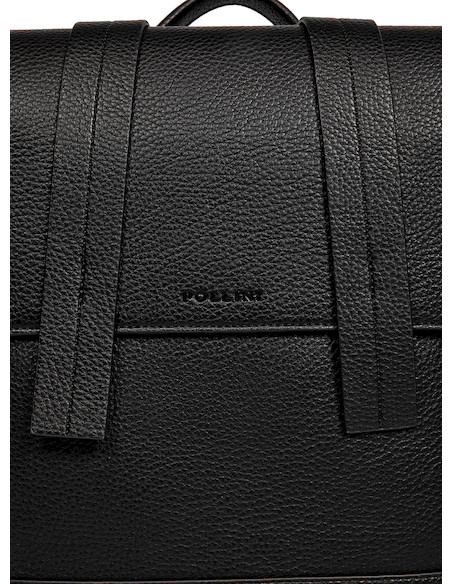 Mochila negra de mujer estilo casual con acabado en PU graneado, ideal para actividades diarias.