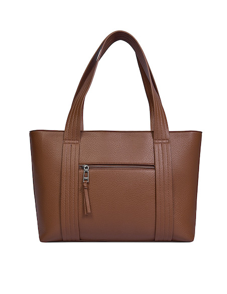 Tote bag mujer en sofisticado tono café, combina elegancia y funcionalidad para el día a día.