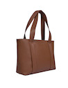 Tote bag de PU graneado en color café, diseñada para complementar un estilo de vida activo.