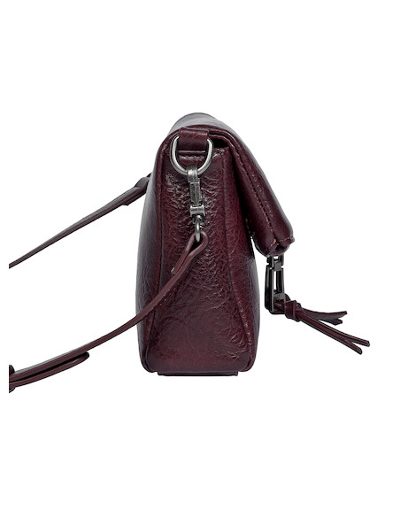 Diseño elegante y moderno con cierre metálico, perfecto para el trabajo.