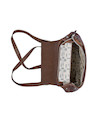 Mochila para mujer en color cafe, con tirantes ajustables