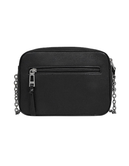 Bolso Pollini negro en un entorno urbano, reflejando su versatilidad para el día a día.